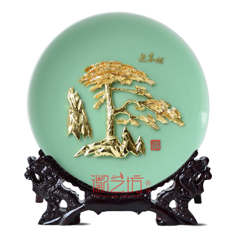 迎客松鍍金蕪湖鐵畫(huà) 商務(wù)會(huì)議饋贈(zèng)禮品安徽特色文化禮品guojiafei