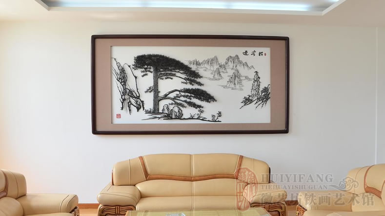 江蘇大力神鏈傳動(dòng)有限公司作為接待廳壁畫定制的迎客松鐵畫