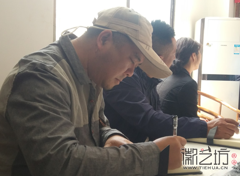 2017.4.15沒(méi)有對(duì)比不是藝術(shù)&mdash;&mdash;鐵畫(huà)知行社第四期課程報(bào)道16