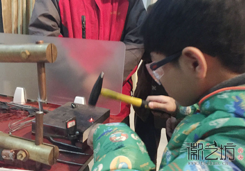 鏡湖小學(xué)鐵畫第四課 (4)