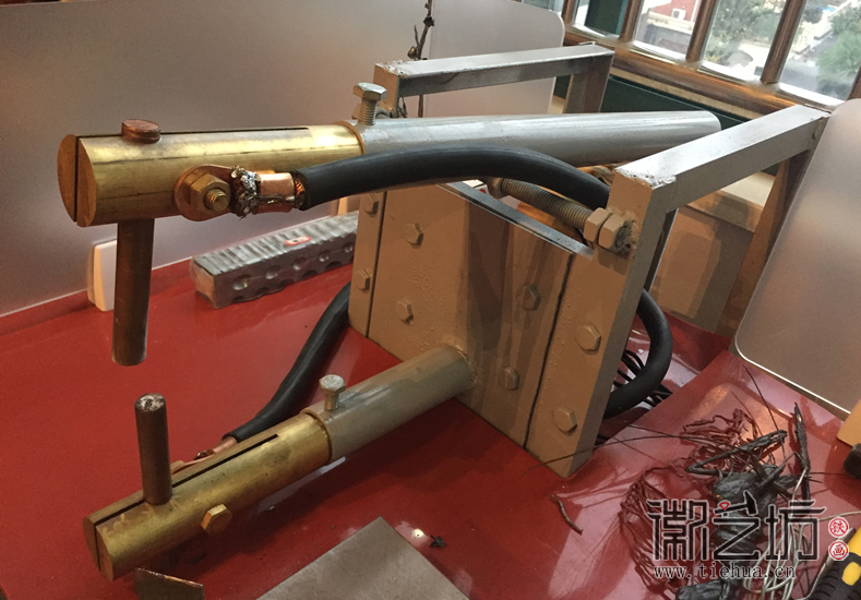 鐵畫點焊機(jī)