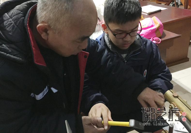 鏡湖小學(xué)鐵畫第七課 (25)