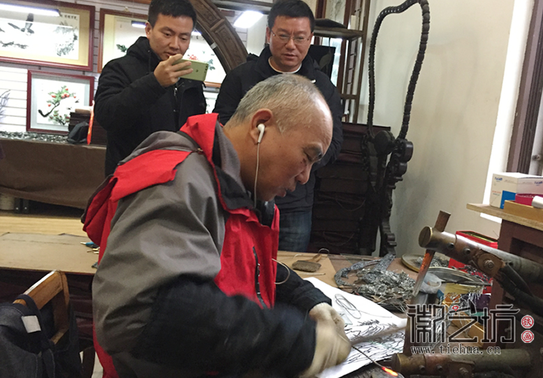 2017.12.28創(chuàng)品會張總一行考察徽藝坊 (13)