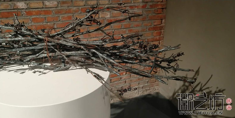 錢悅鐵畫《梅花柴》