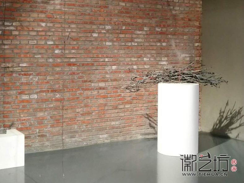 錢悅鐵畫作品《梅花柴》