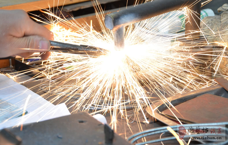 奇瑞首屆試乘試駕技能比武大賽全國總決賽定制活動(dòng)紀(jì)念蕪湖鐵畫