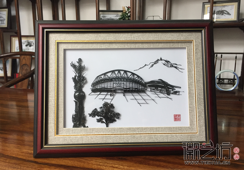 單位對(duì)外交流禮品定制蕪湖風(fēng)景鐵畫(huà)