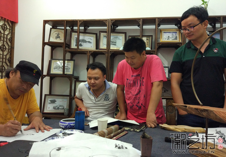 謝克謙老師演示創(chuàng)作方案