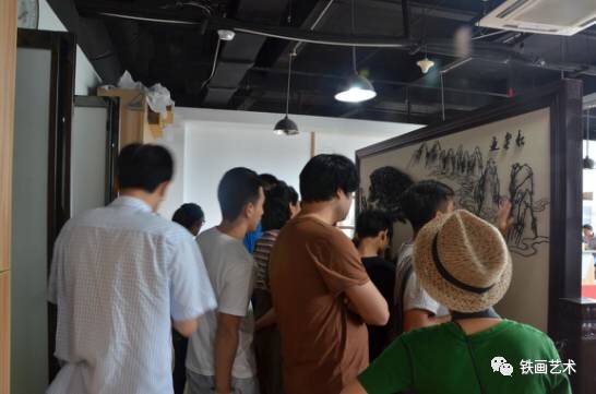 走進(jìn)國家鐵畫傳人儲(chǔ)金霞大師2