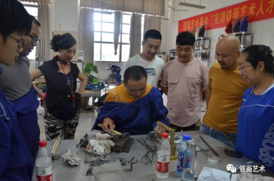 國家級鐵畫大師儲金霞女士實踐課：鐵畫鍛制技藝 (10)