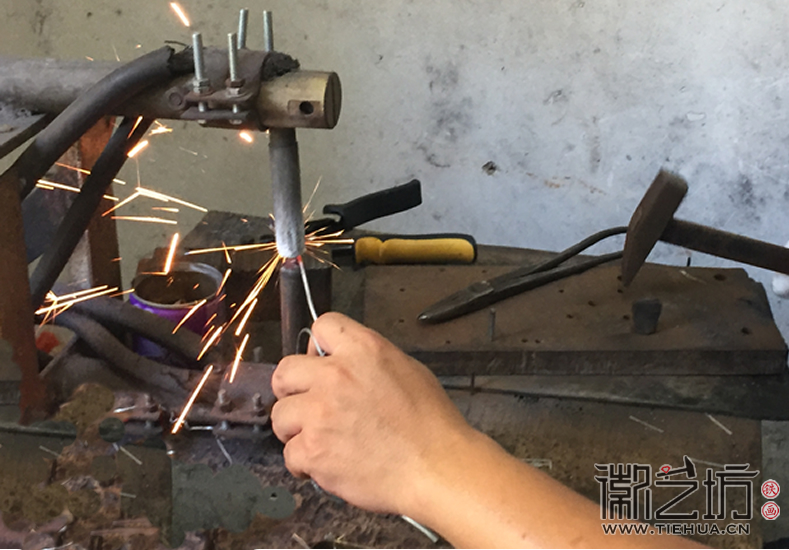 蕪湖鐵畫藝人周黃龍 (6)